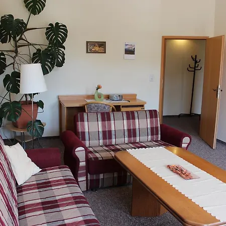 Patsch Apartment *